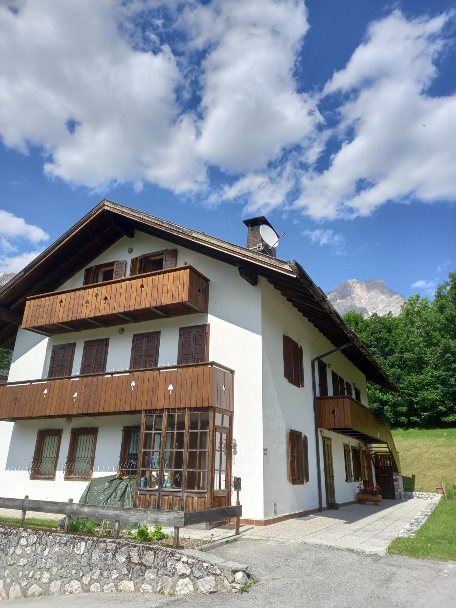 Apartment Deliziosa Mansarda Con Vista Dolomiti *